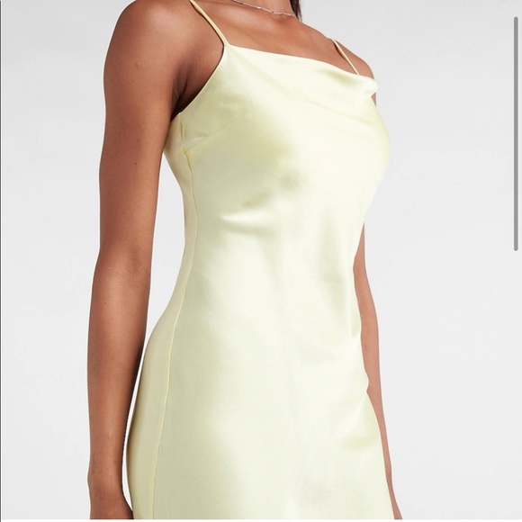 Express Pale Yellow Maxi Dress - Picture 2 of 5